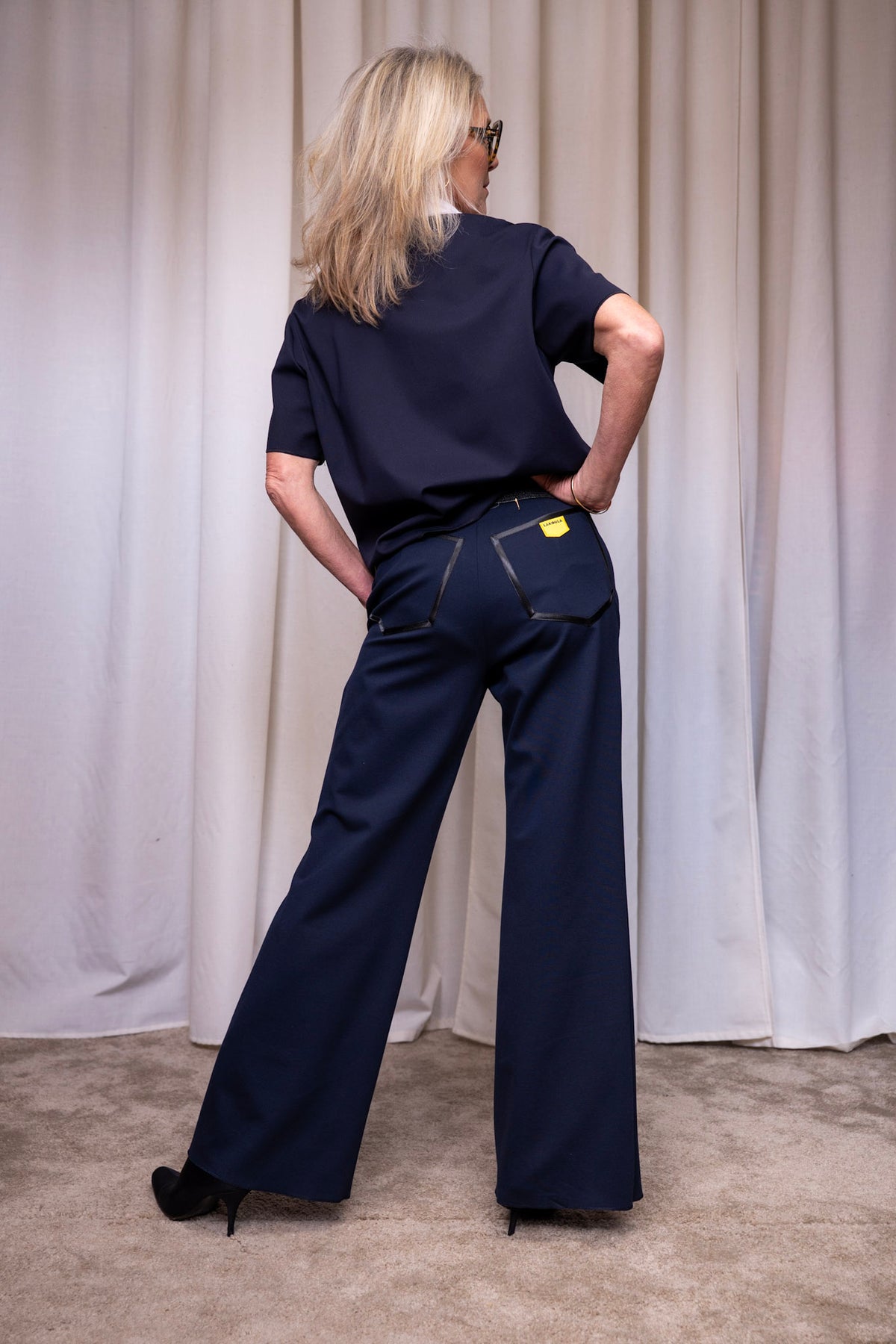 Wide Leg Hose BLU